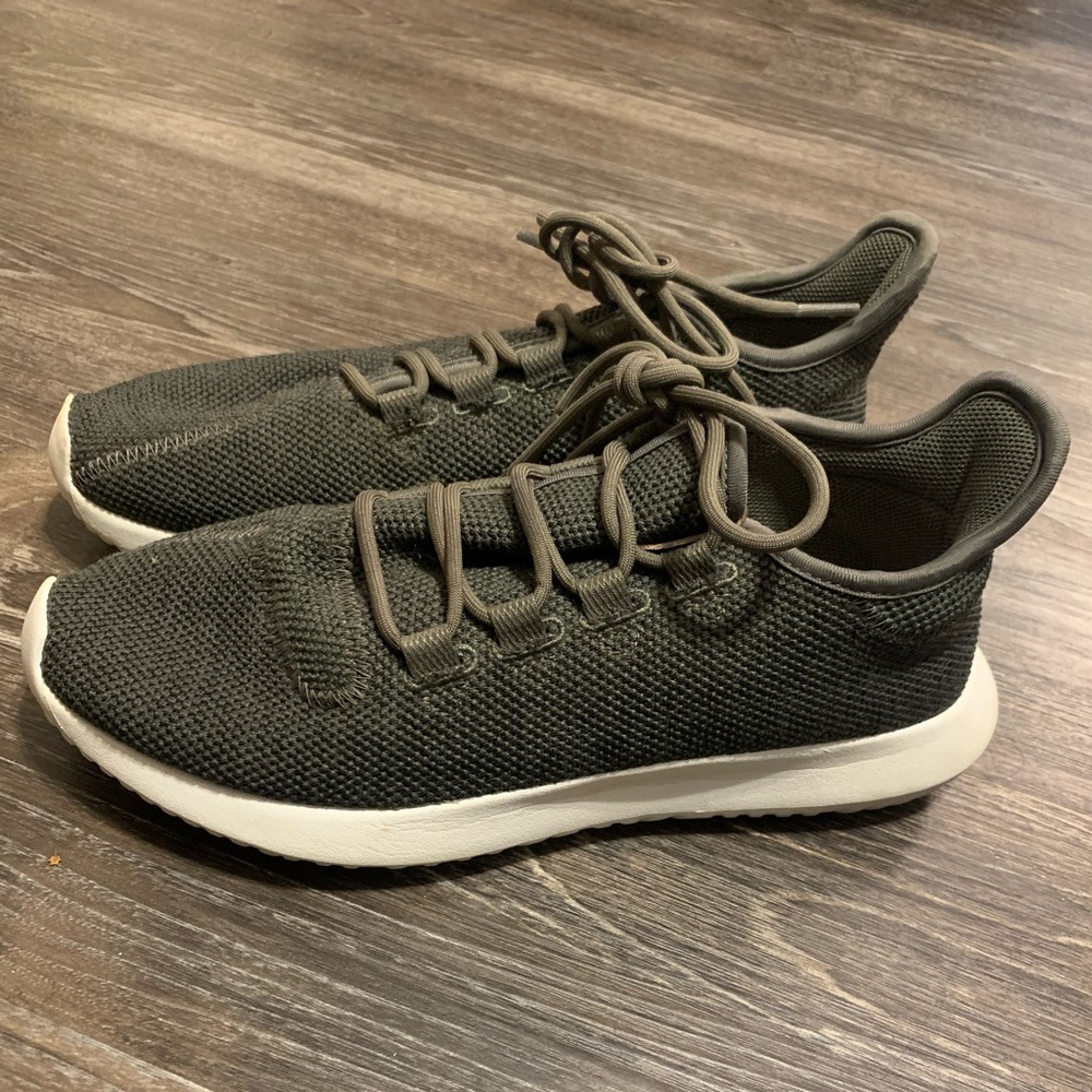 Adidas tennis shoes